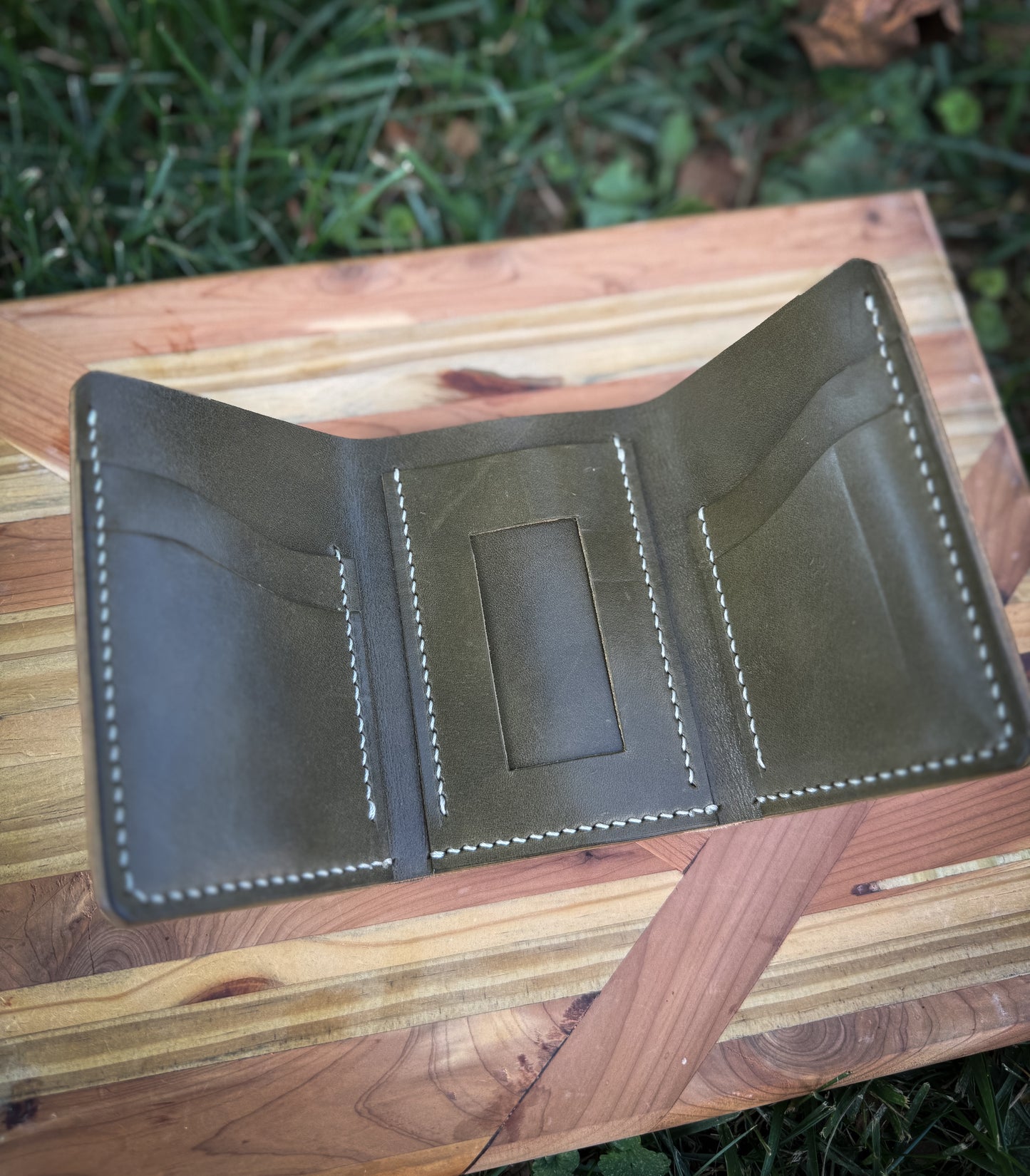 Leather Trifold Wallet - Olive